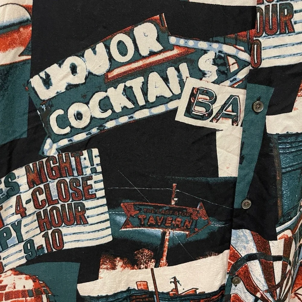 Urban Outfitters Men's Party Night Out Shirt Light & Breezy Vacation Bar Size L